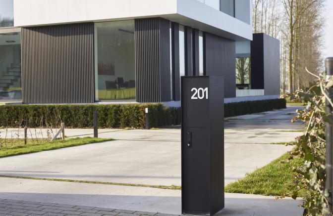 vrijstaande pakketbrievenbus Fenix Front
